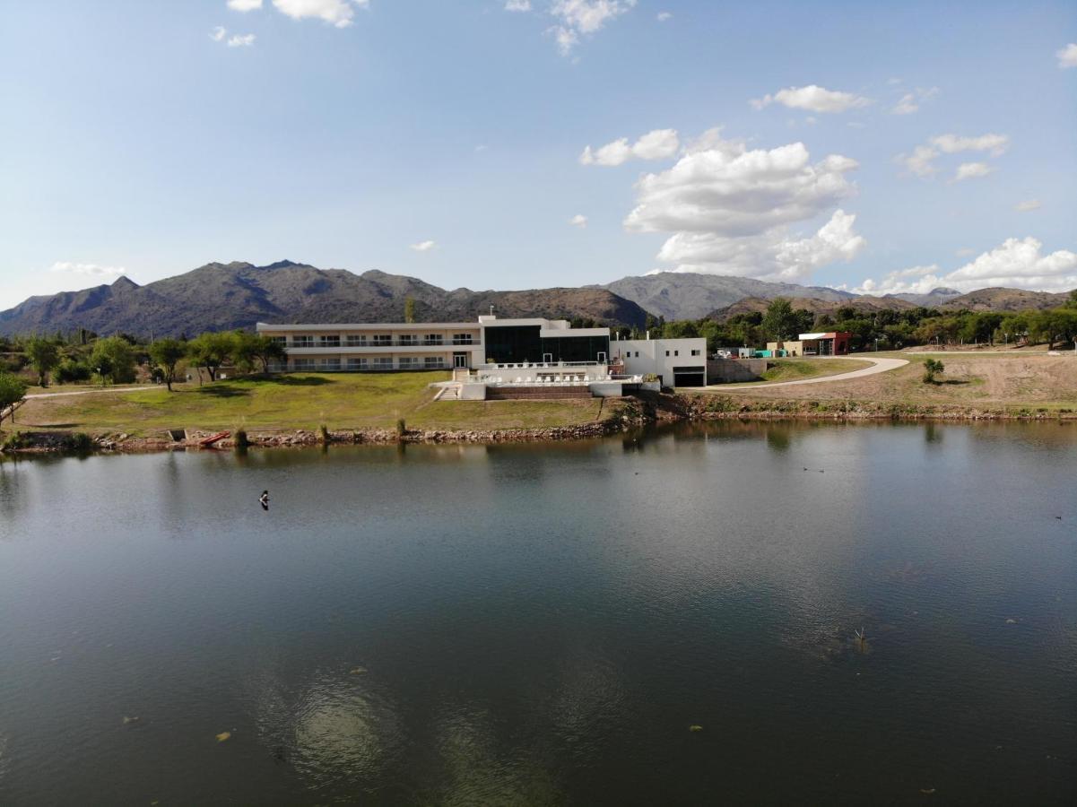 Hotel Cantera Respira Campo Потреро-де-лос-Фунес Экстерьер фото